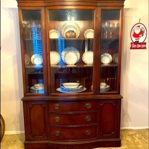 Cambridge China Cabinet